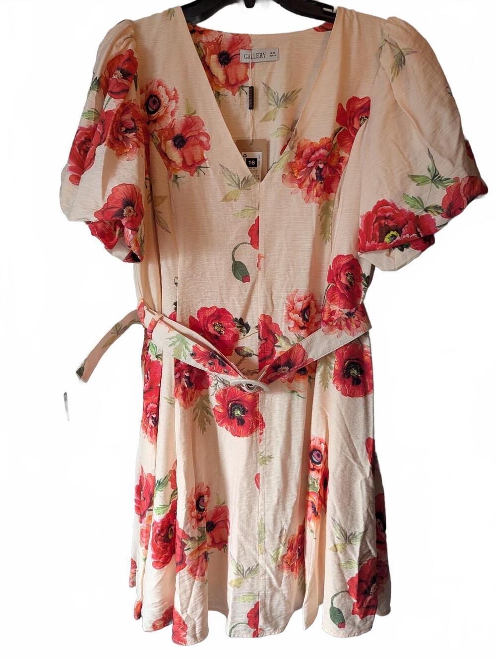 NWT Gallery Florence Short Floral Dress Size 16